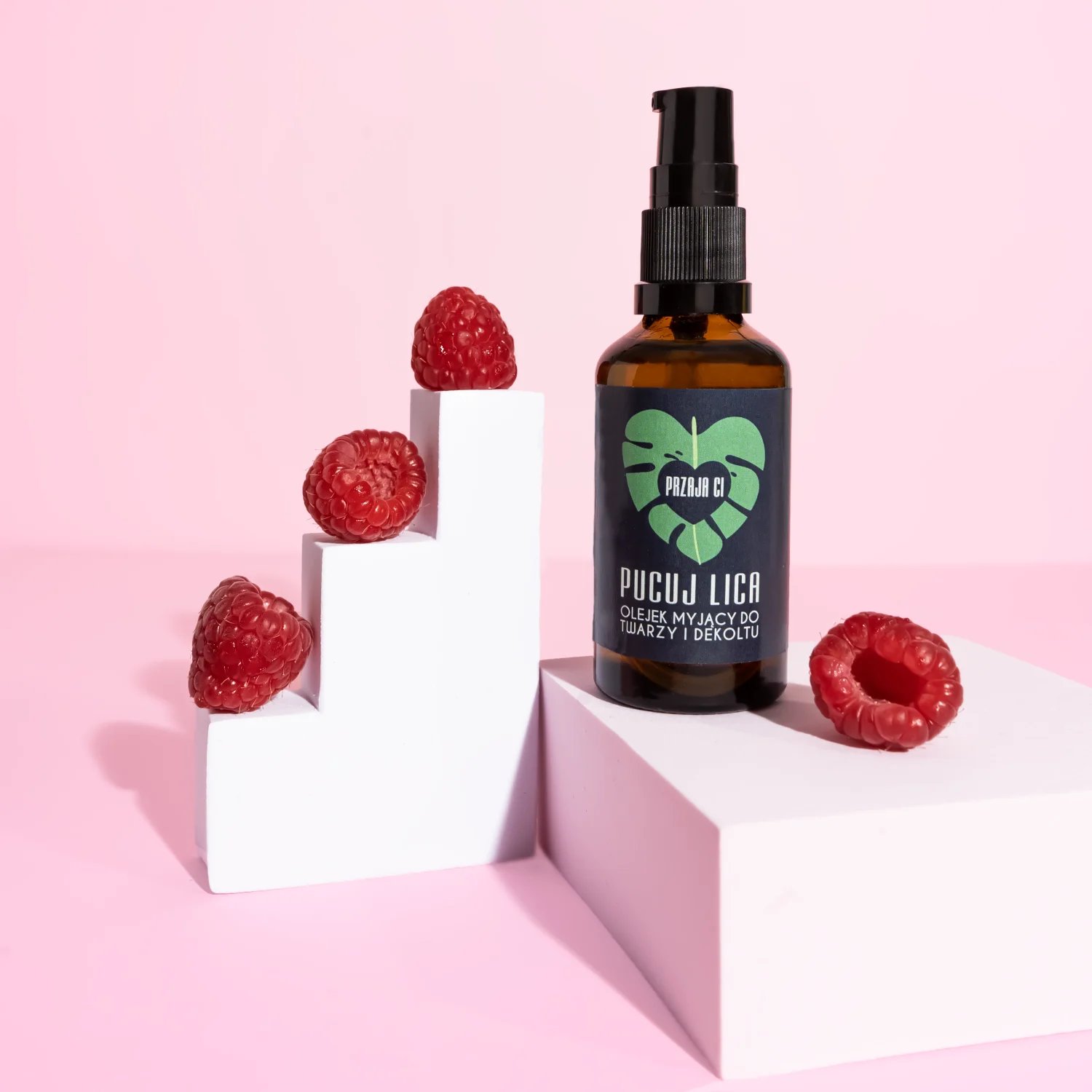 Pucuj lica, olejek myjący do twarzy